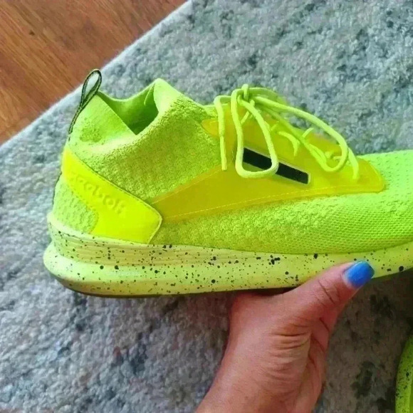 Reebok Mens Zoku Runner Ultra Knit Is Solar Yellow Black 11